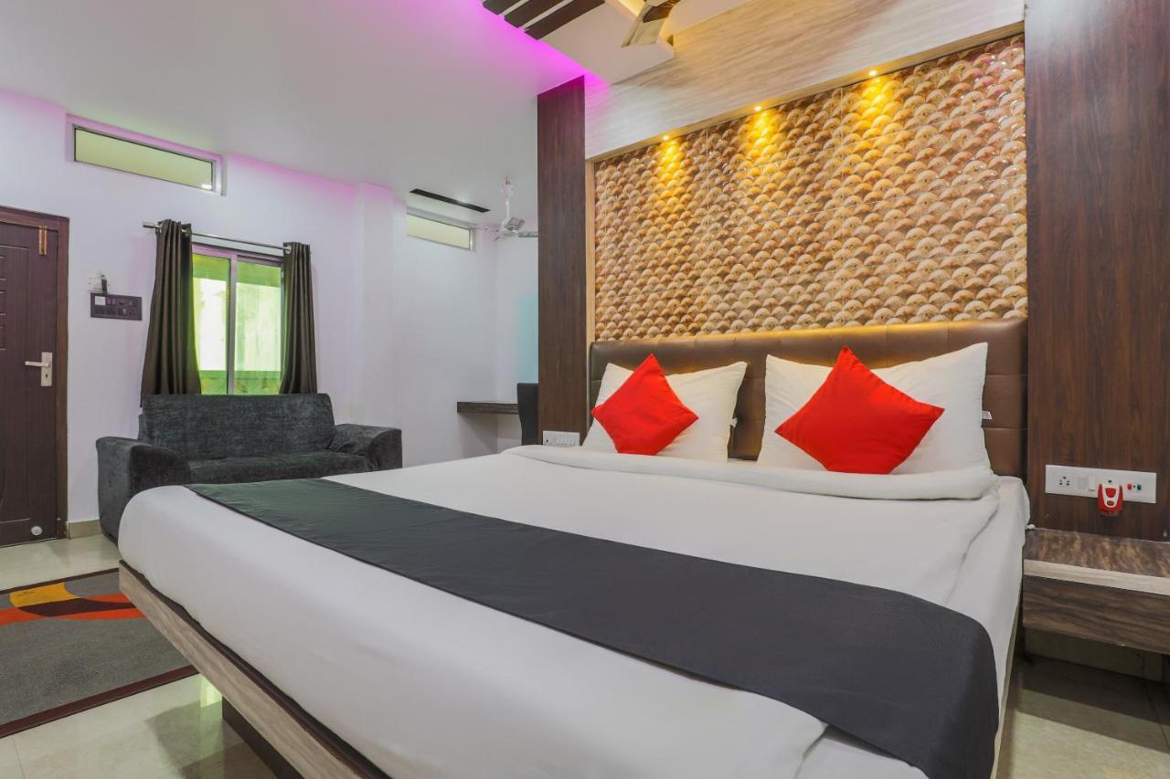 Oyo 14472 Brahmaputra Guest House Guwahati Eksteriør billede